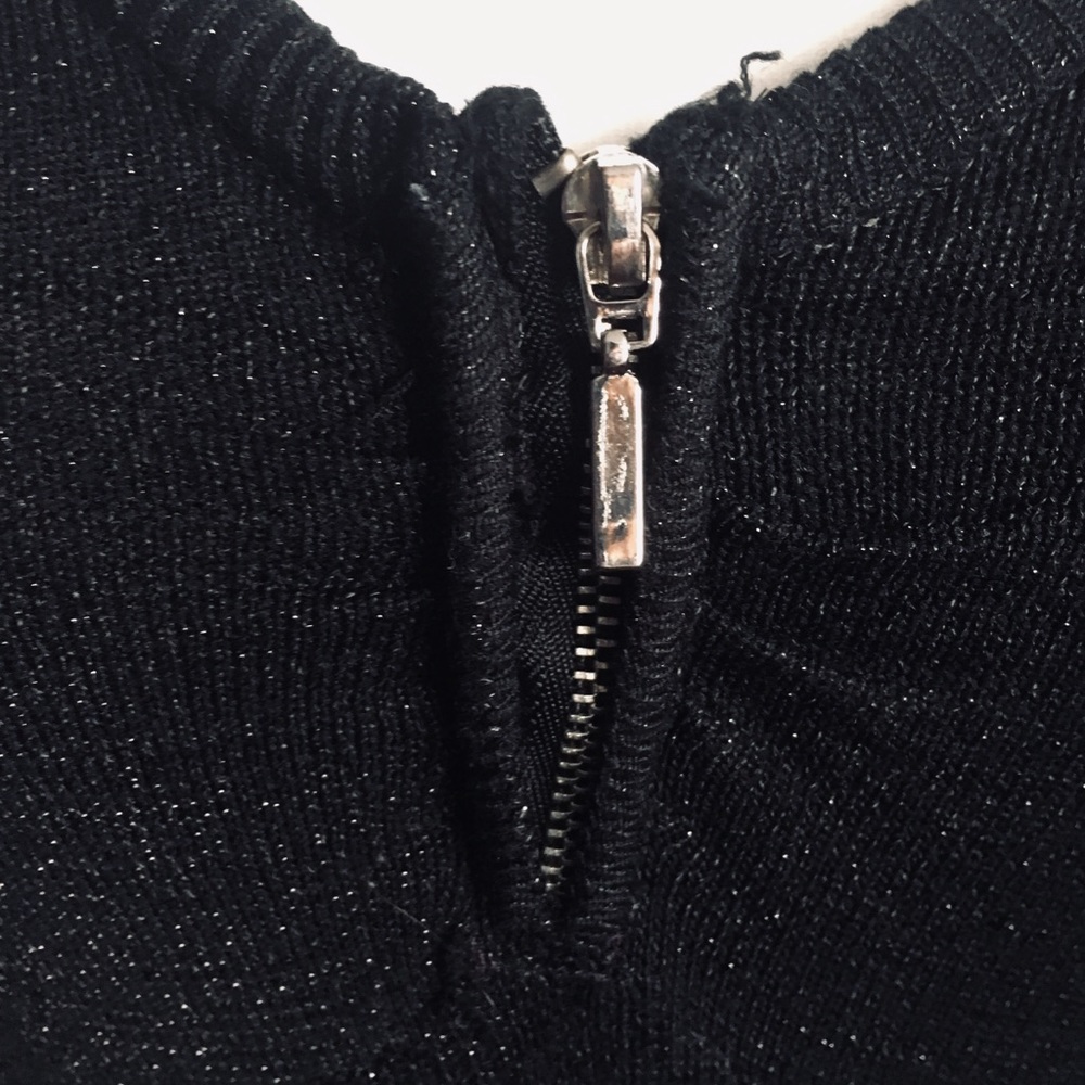 Shirt - Picture 2 of 6
